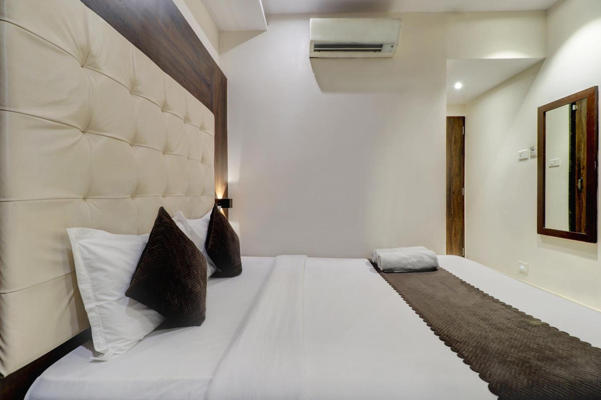 Hotel A. K. International - Fort مومباي الغرفة الصورة
